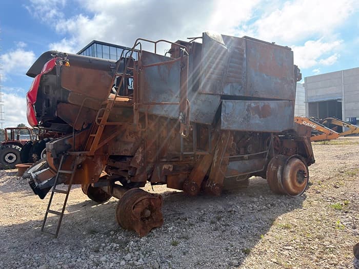 colheitadeira-massey-ferguson-6990-2023