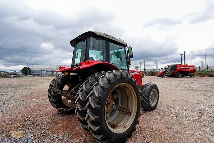 Trator Massey Ferguson 4290