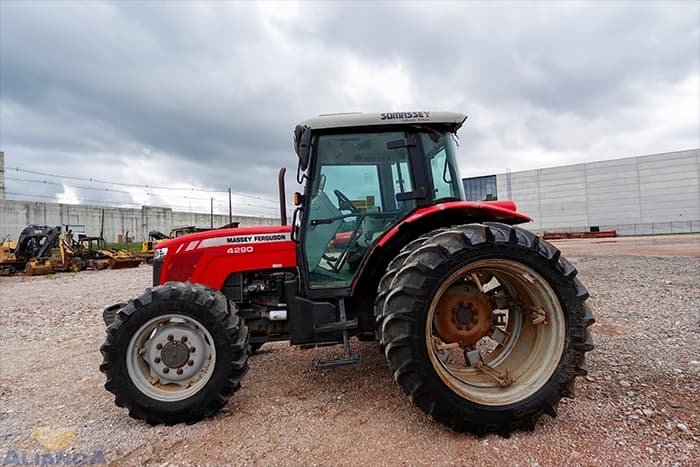 Trator Massey Ferguson 4290