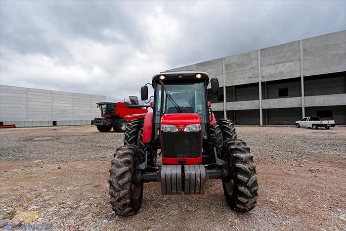 Trator Massey Ferguson 4290