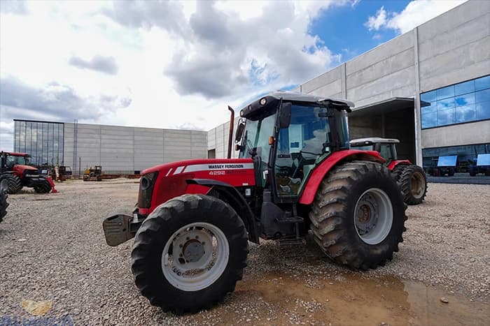 Trator Massey Ferguson 4292