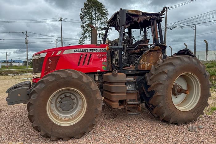 Trator Massey Ferguson 7722