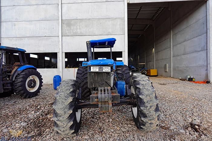 Trator New Holland 7630