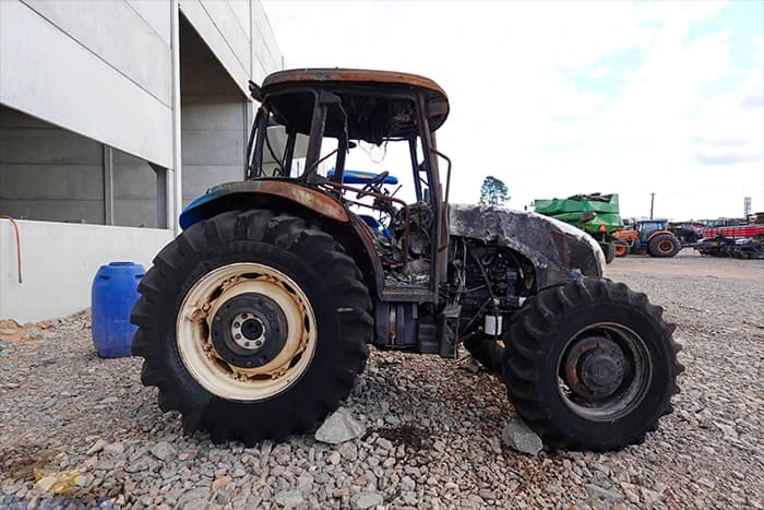 Trator New Holland TL 5100