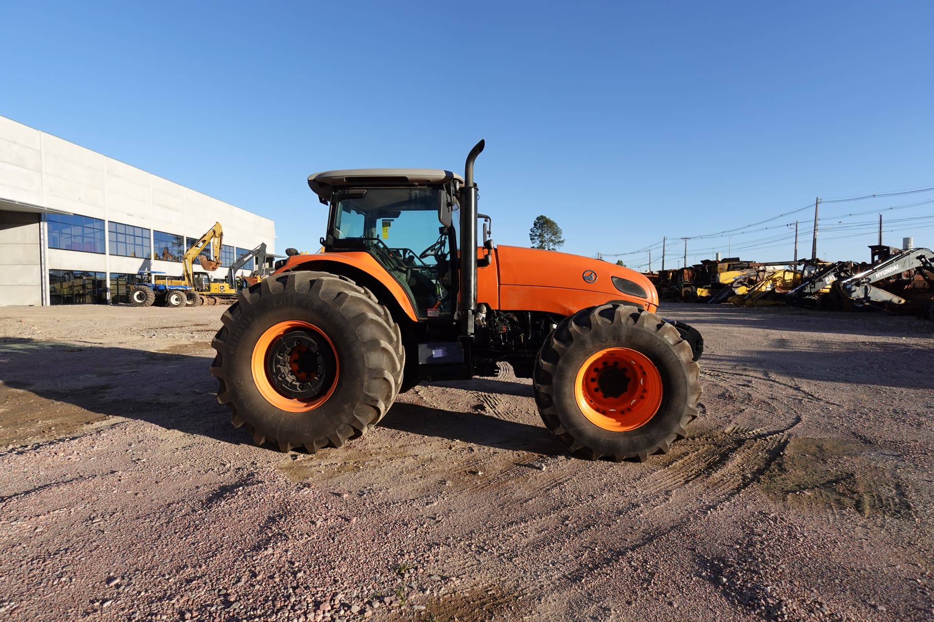 Trator Stara ST Max 180