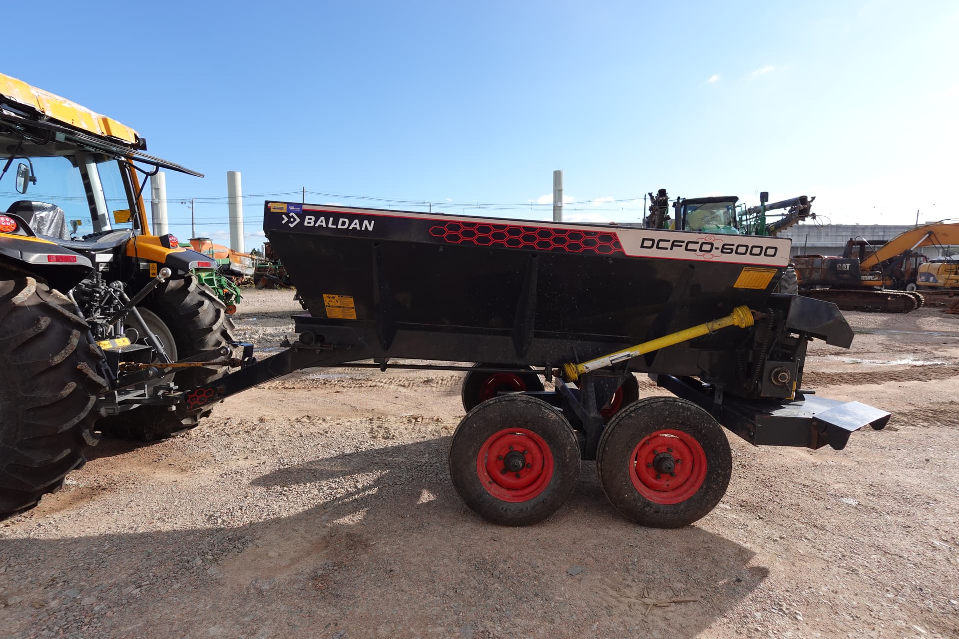 Distribuidor de calcario baldan DCFCO-6000